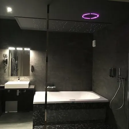 La Marilyn Apartment